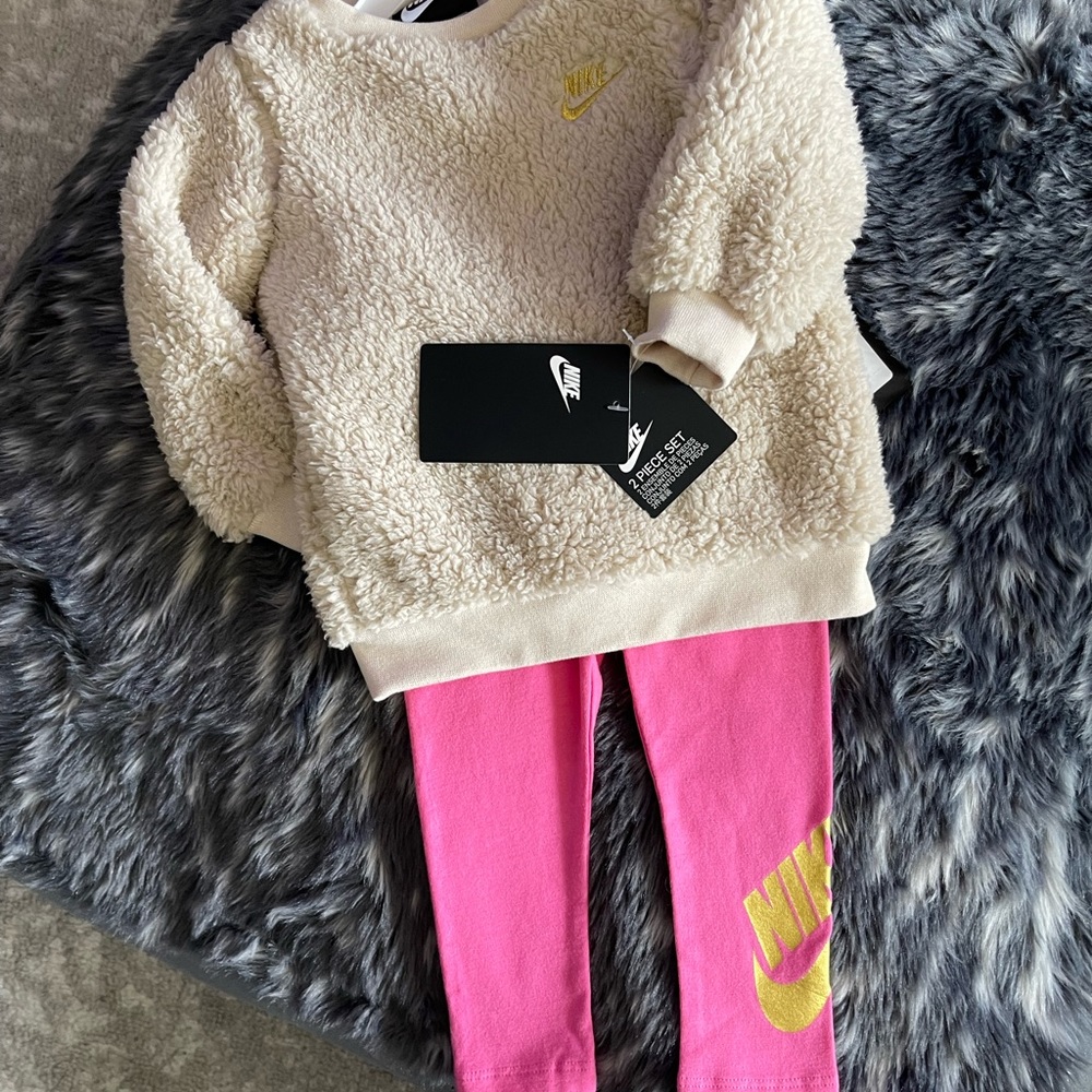 Nike Baby Set - Picture 5 of 12